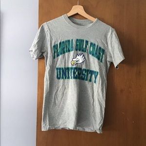 College Tshirt